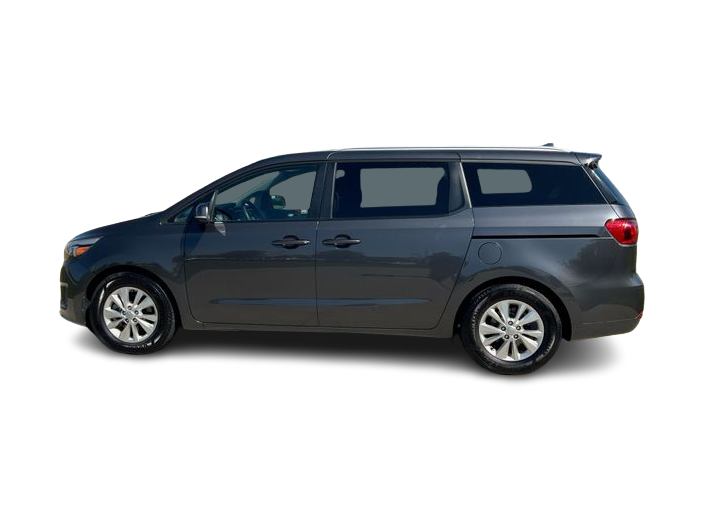 Thumbnail: 2016 Kia Sedona - 3