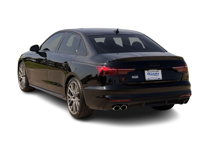 Thumbnail: 2022 Audi S4 - 4