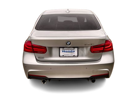 Thumbnail: 2018 BMW 3 Series - 5