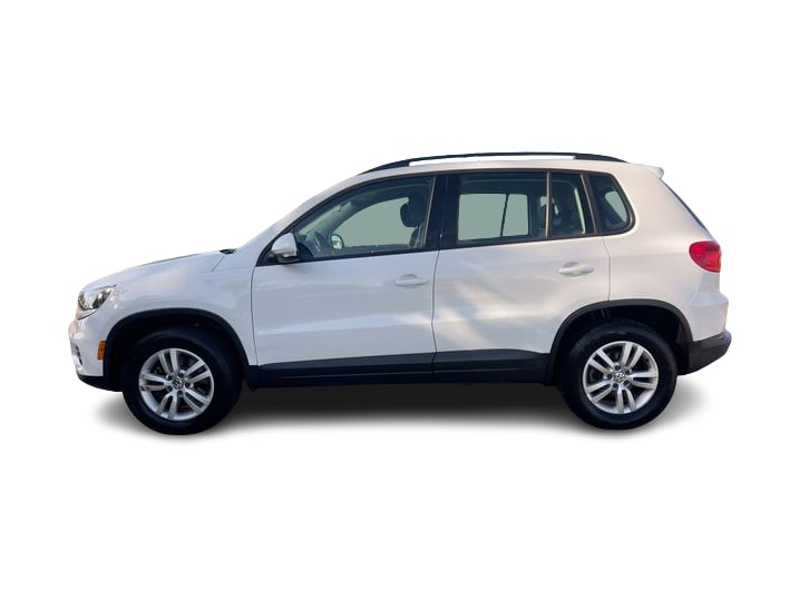 Thumbnail: 2016 Volkswagen Tiguan - 3