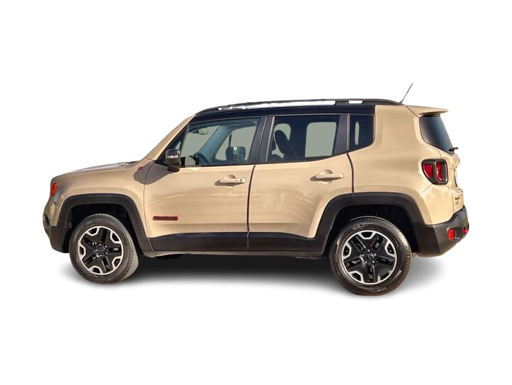 Thumbnail: 2016 Jeep Renegade - 3