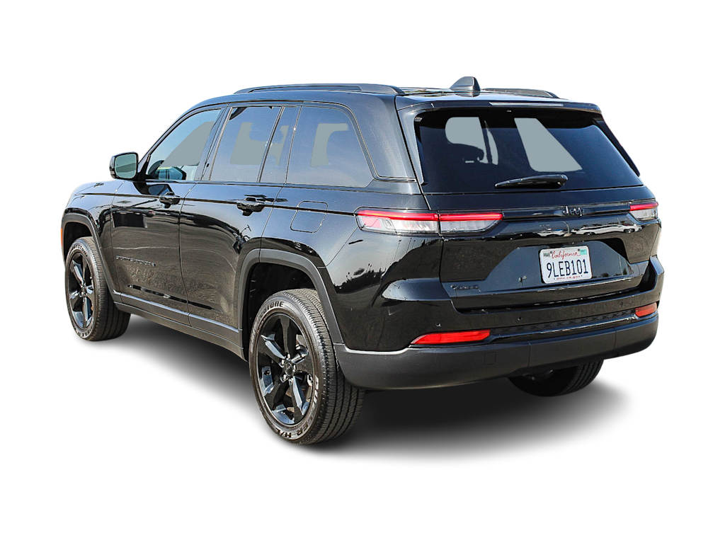 Thumbnail: 2024 Jeep Grand Cherokee - 3