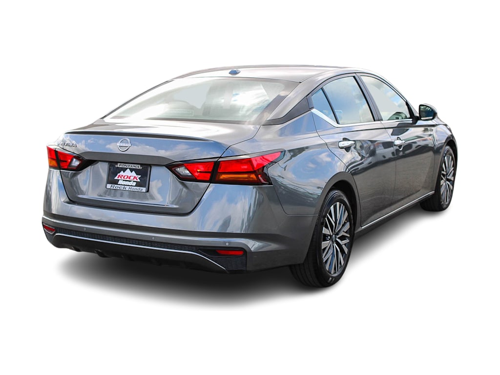 Thumbnail: 2025 Nissan Altima - 21