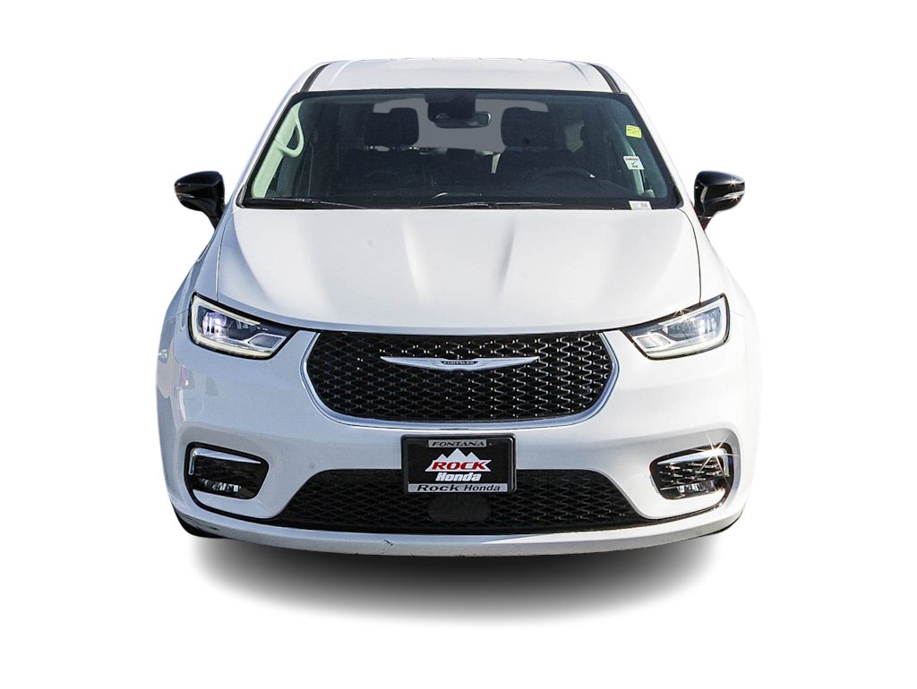 Thumbnail: 2024 Chrysler Pacifica - 5