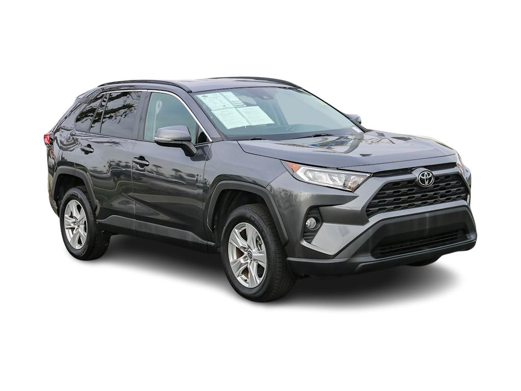 2021 Toyota RAV4 XLE 21