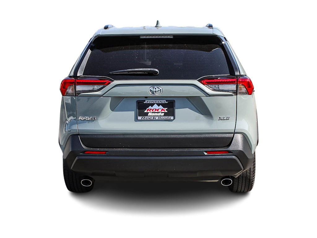 Thumbnail: 2021 Toyota RAV4 - 3