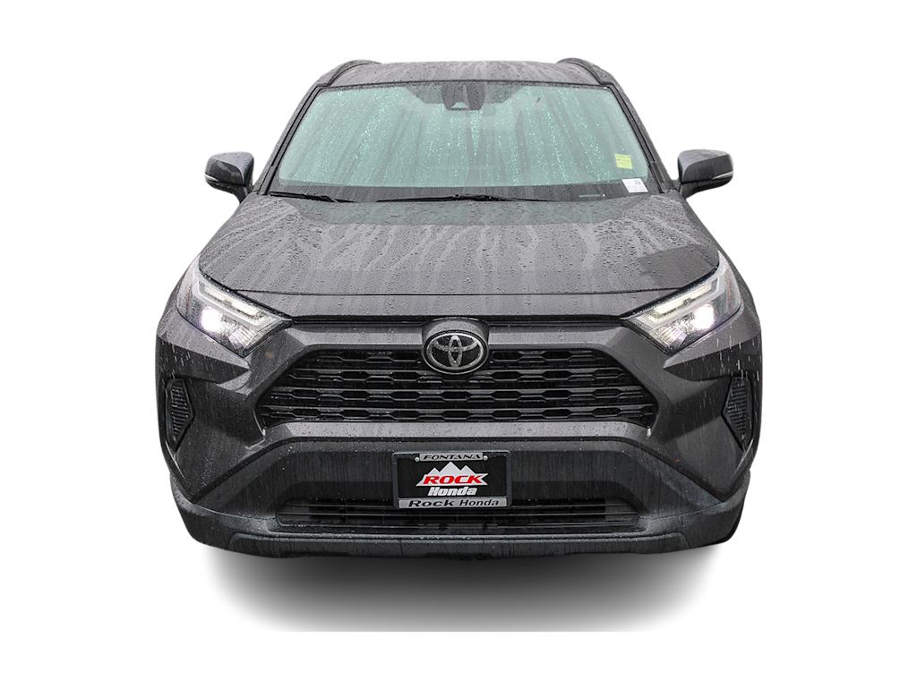 2022 Toyota RAV4 XLE 5