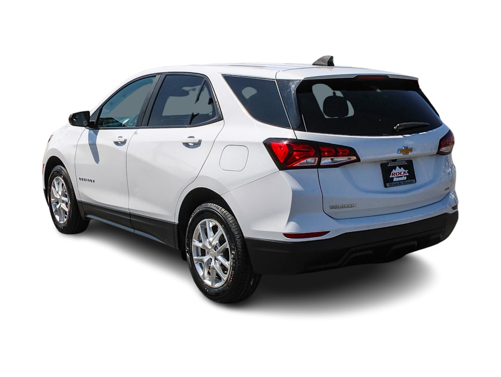 Thumbnail: 2022 Chevrolet Equinox - 3