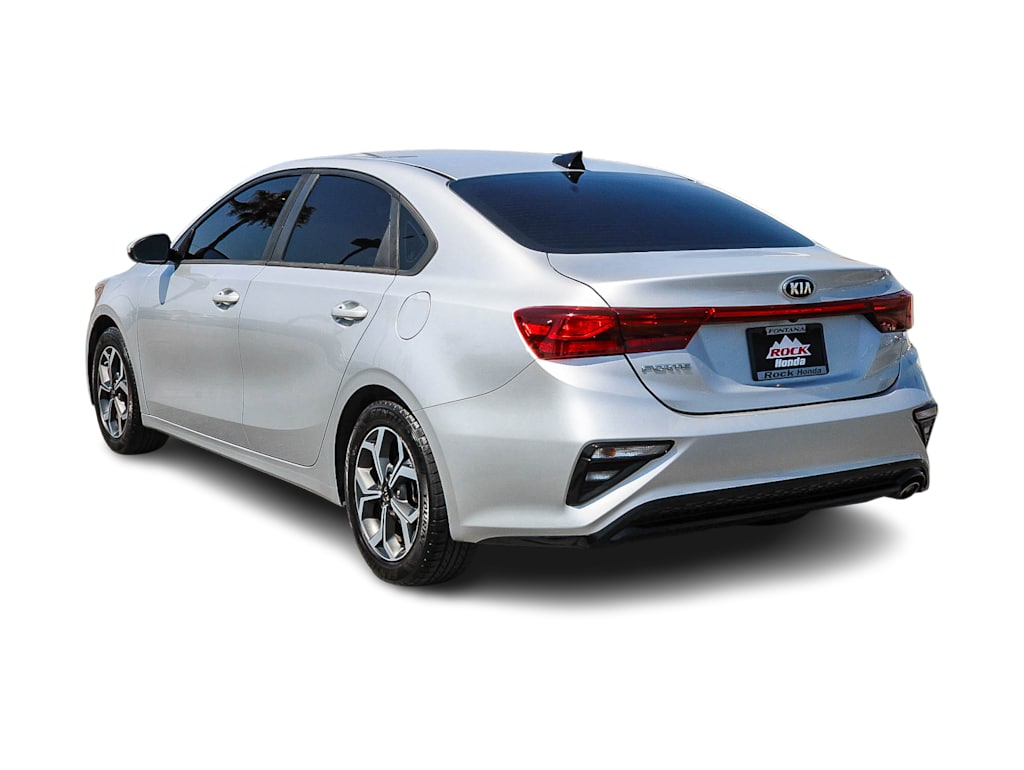 Thumbnail: 2020 Kia Forte - 3