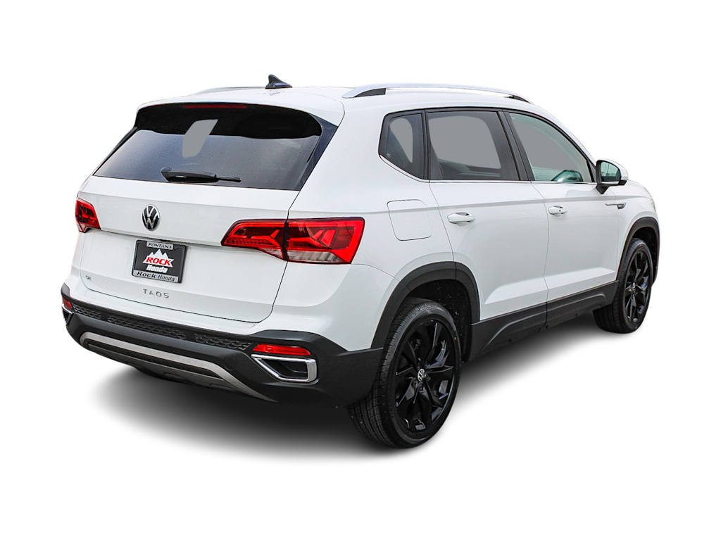 Thumbnail: 2022 Volkswagen Taos - 22