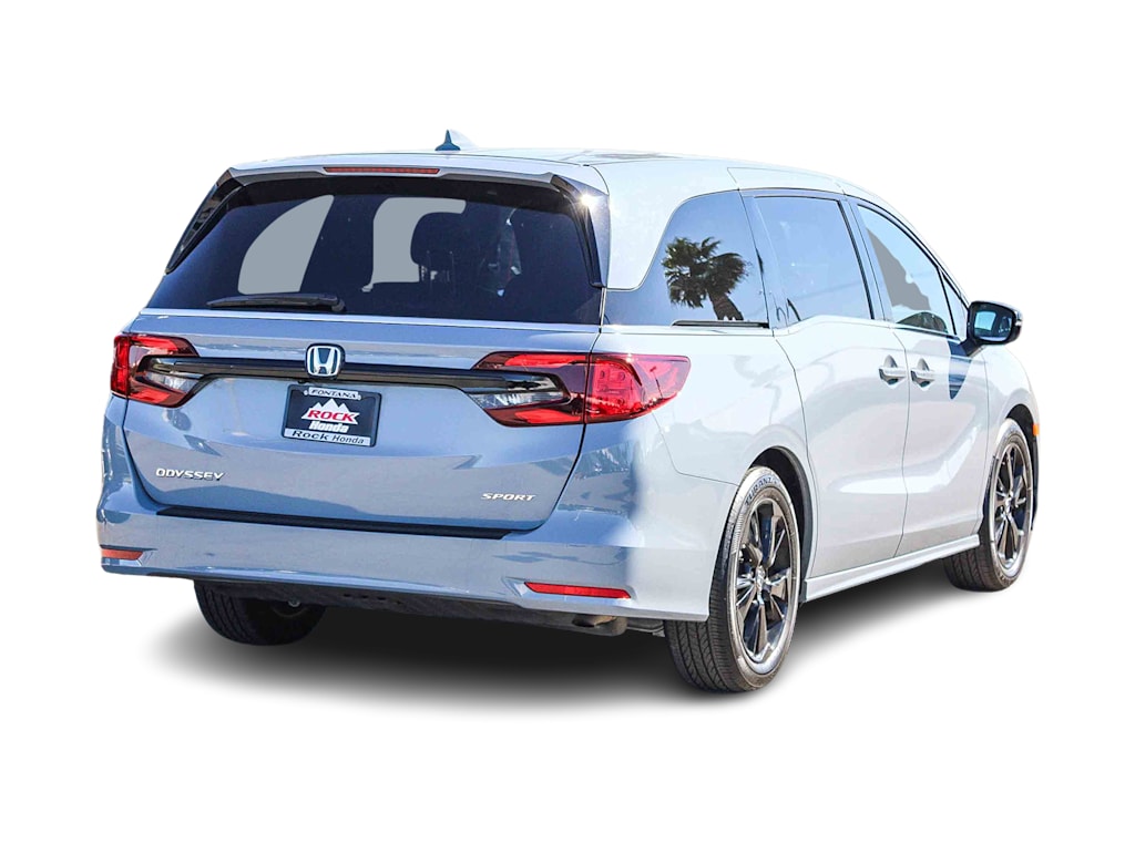 Thumbnail: 2023 Honda Odyssey - 18