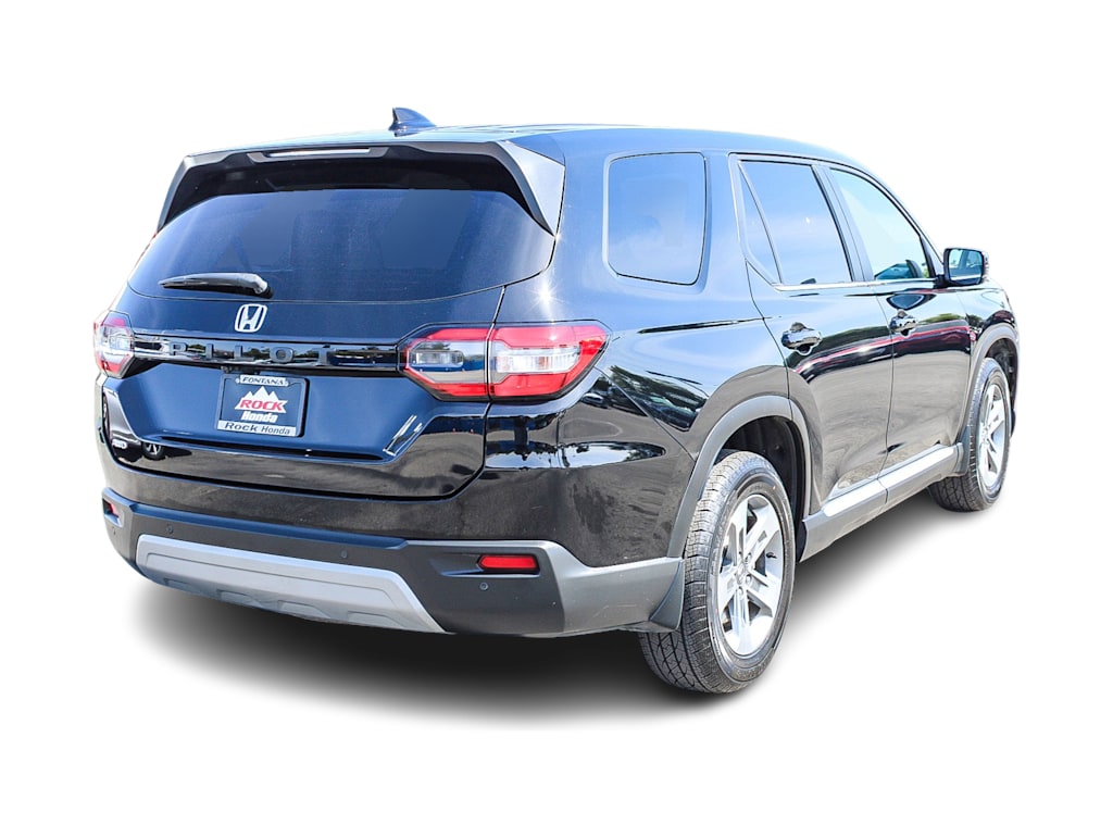Thumbnail: 2023 Honda Pilot - 18