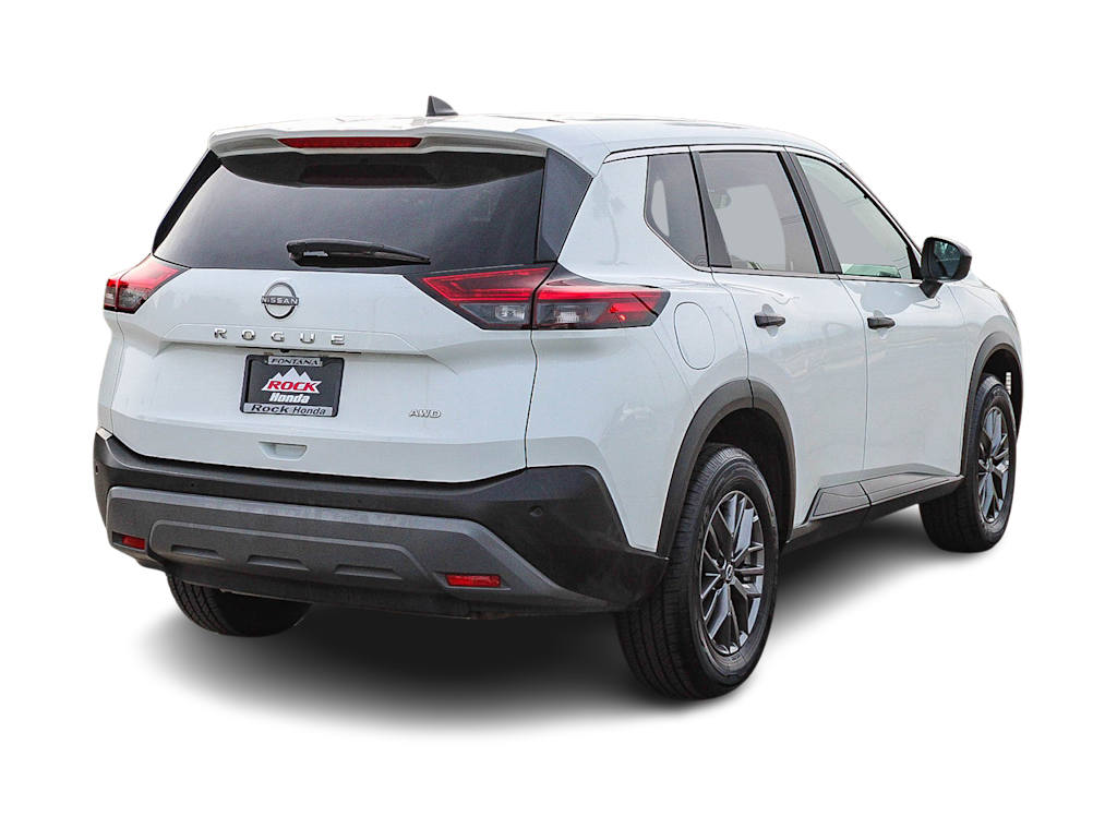 Thumbnail: 2023 Nissan Rogue - 17