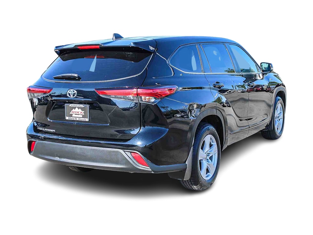 Thumbnail: 2023 Toyota Highlander - 21