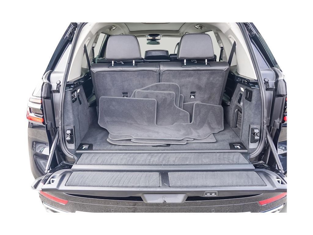 2023 BMW X7 xDrive40i 16