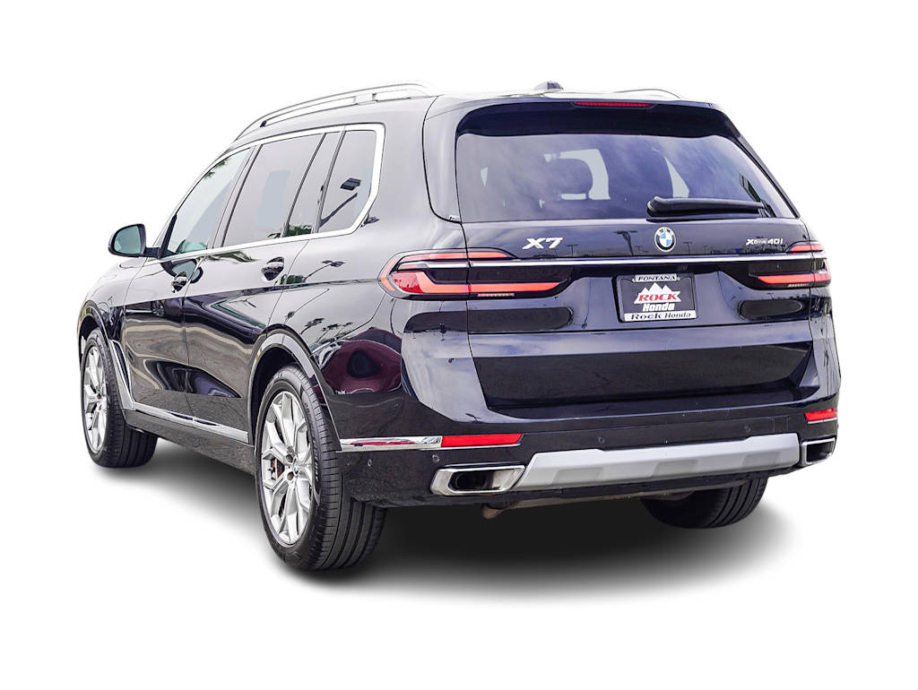 2023 BMW X7 xDrive40i 3
