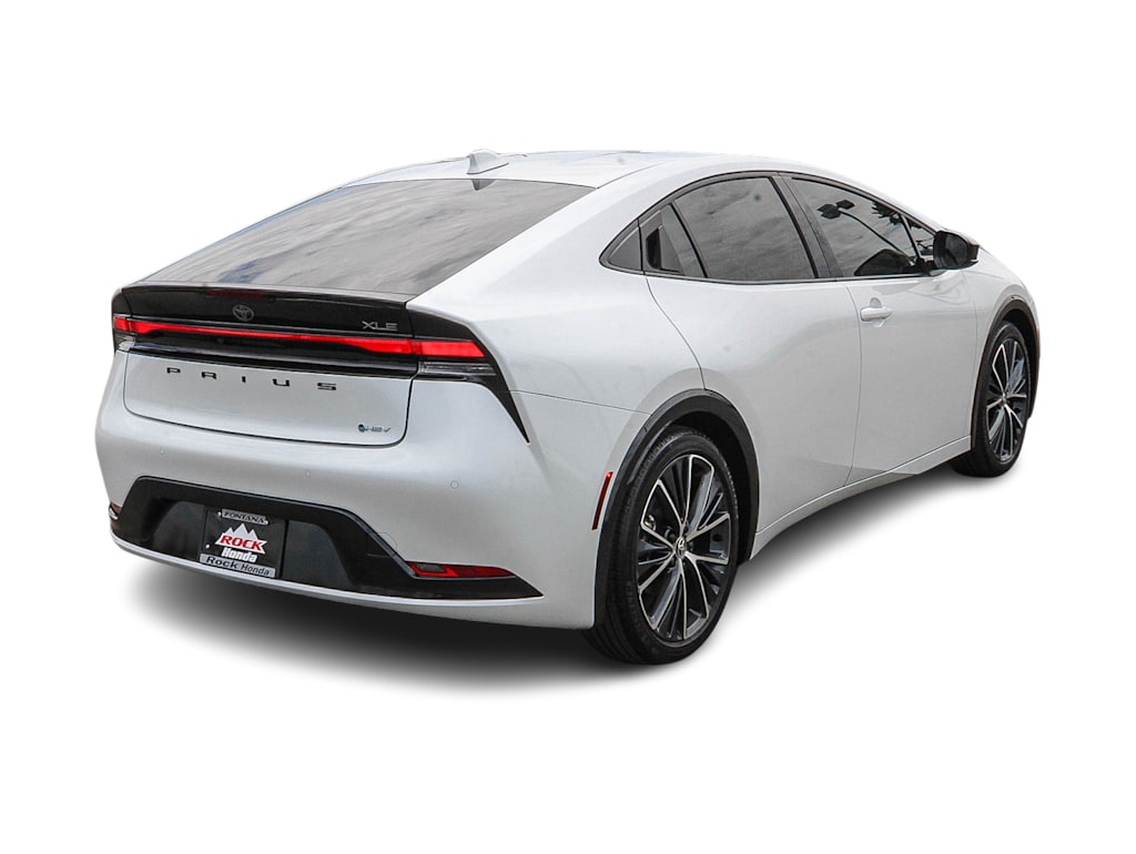 Thumbnail: 2024 Toyota Prius - 21
