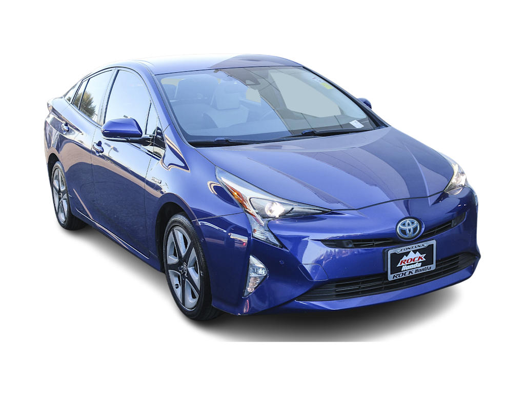 2017 Toyota Prius Three Touring 17