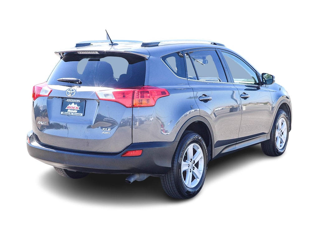 Thumbnail: 2014 Toyota RAV4 - 21