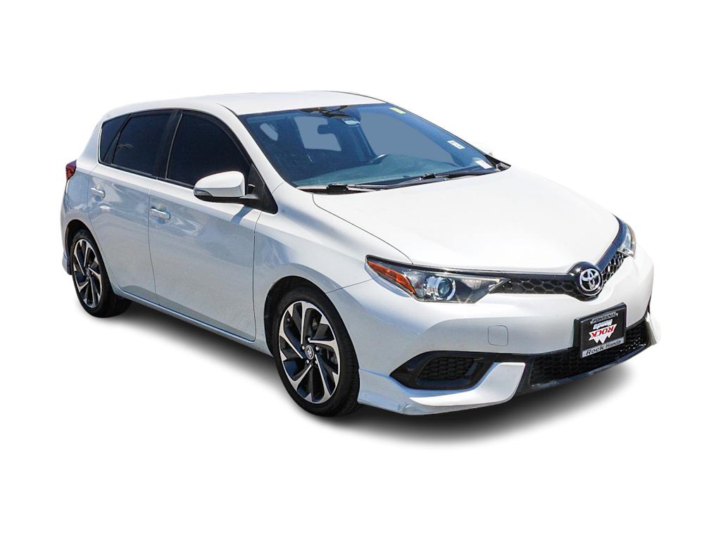 Thumbnail: 2017 Toyota Corolla iM - 18