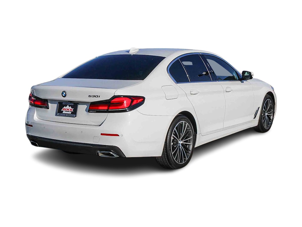 Thumbnail: 2021 BMW 5 Series - 17