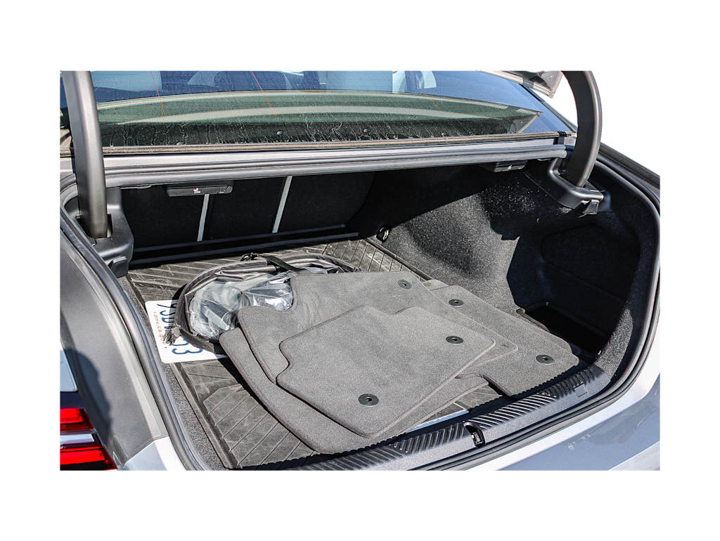 Thumbnail: 2025 BMW i5 - 17