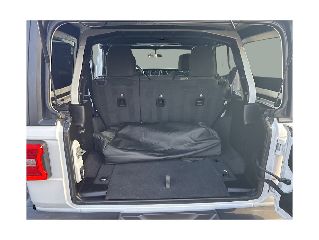 Thumbnail: 2021 Jeep Wrangler - 33