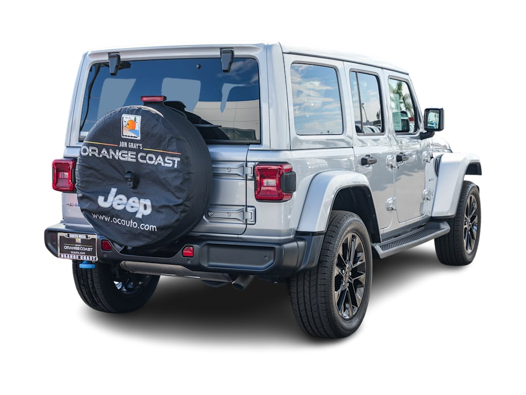 Thumbnail: 2022 Jeep Wrangler - 17