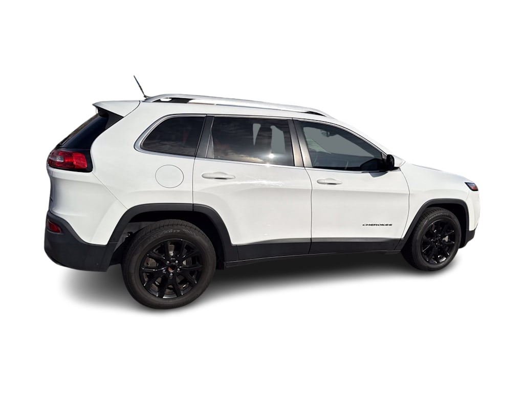 Thumbnail: 2018 Jeep Cherokee - 14
