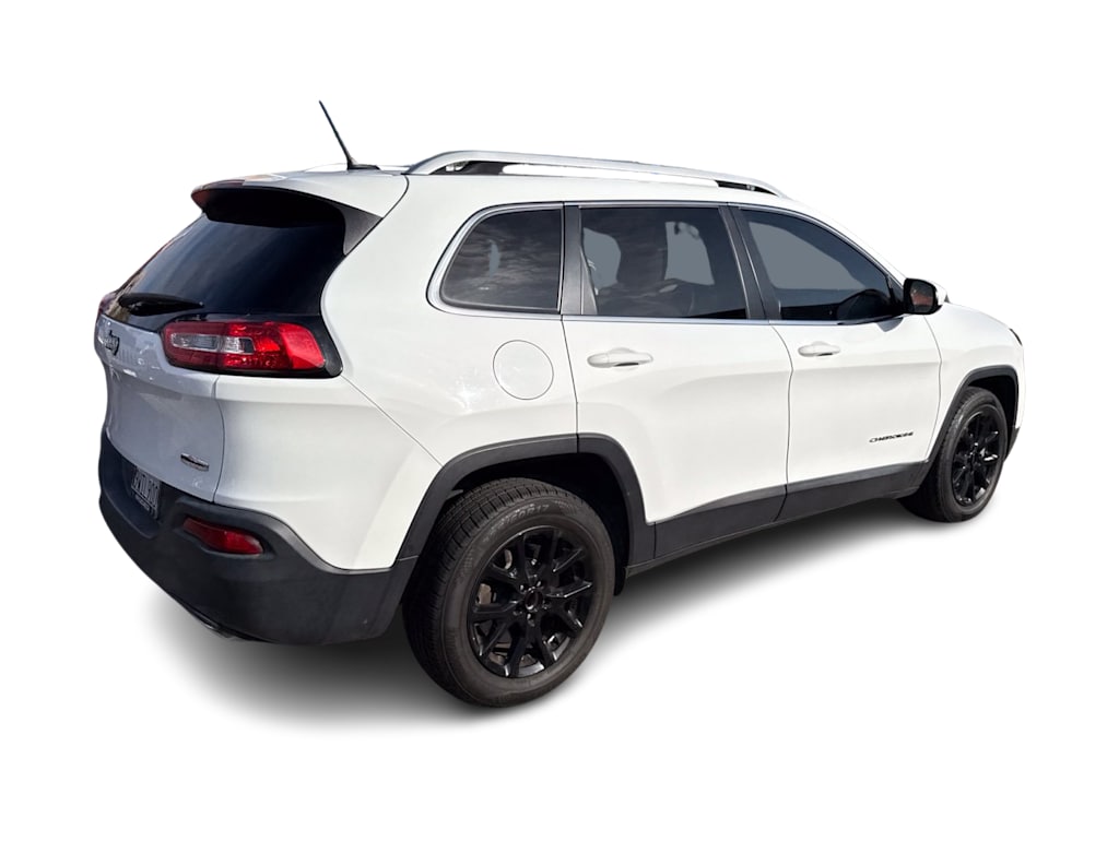 Thumbnail: 2018 Jeep Cherokee - 15