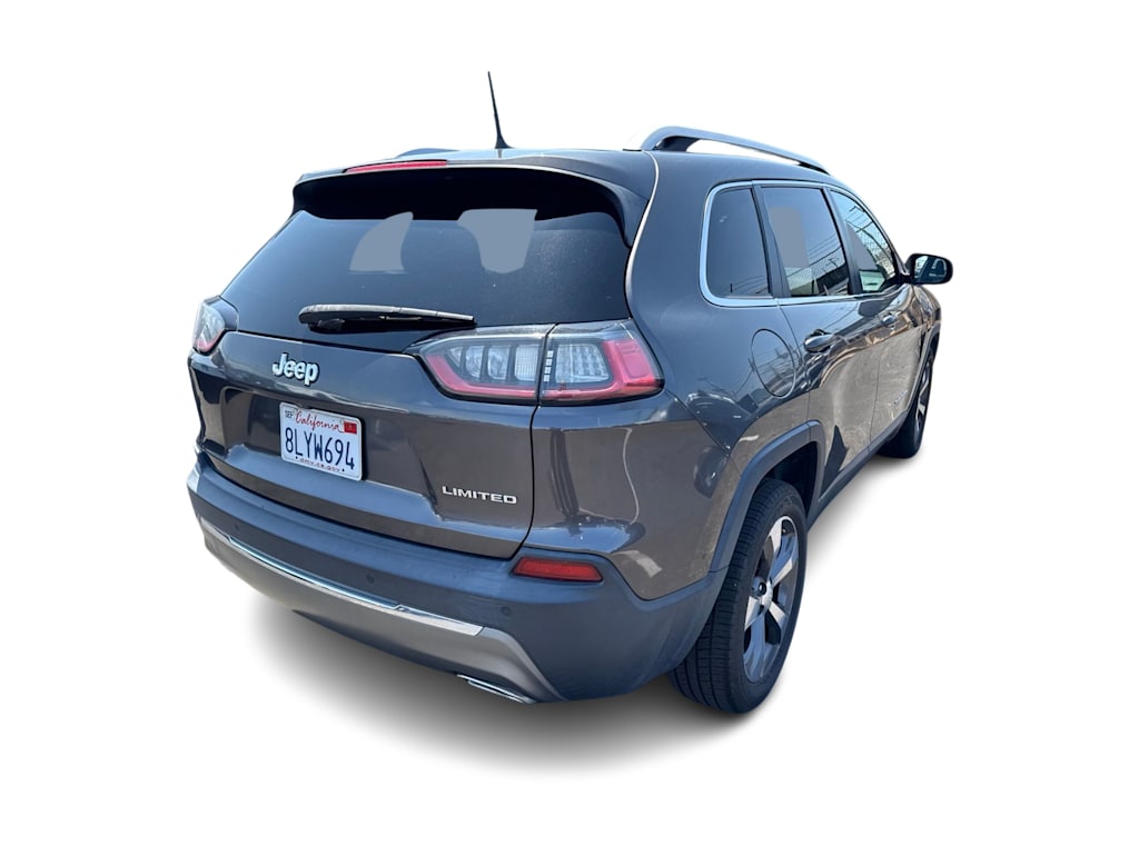 Thumbnail: 2019 Jeep Cherokee - 18