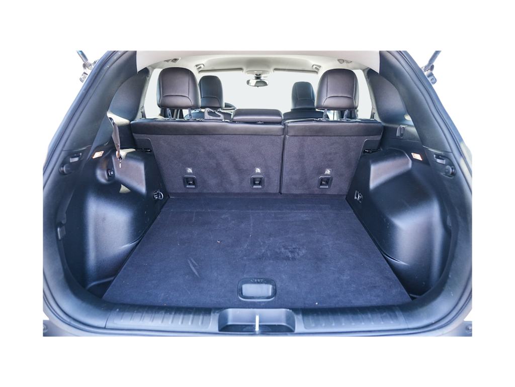 Thumbnail: 2022 Jeep Cherokee - 16