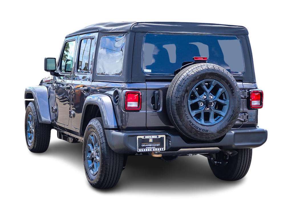 Thumbnail: 2026 Jeep Wrangler - 3