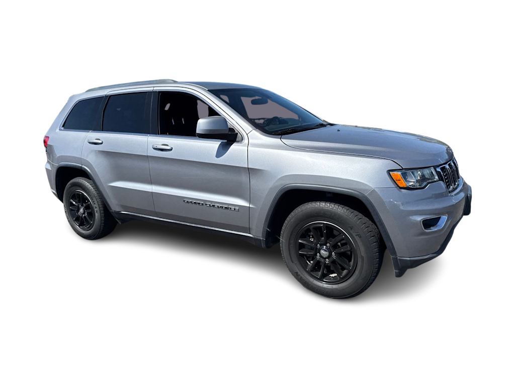 Thumbnail: 2018 Jeep Grand Cherokee - 18