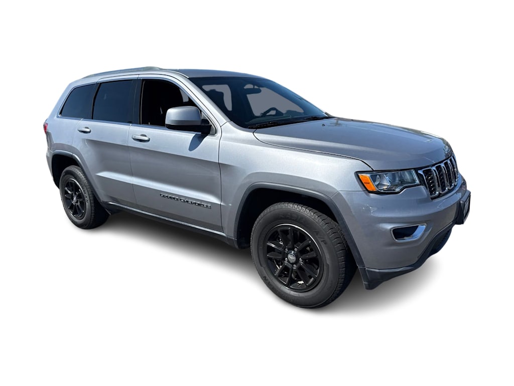 Thumbnail: 2018 Jeep Grand Cherokee - 17