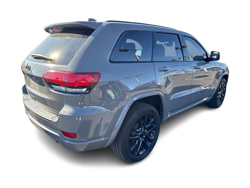 Thumbnail: 2020 Jeep Grand Cherokee - 20
