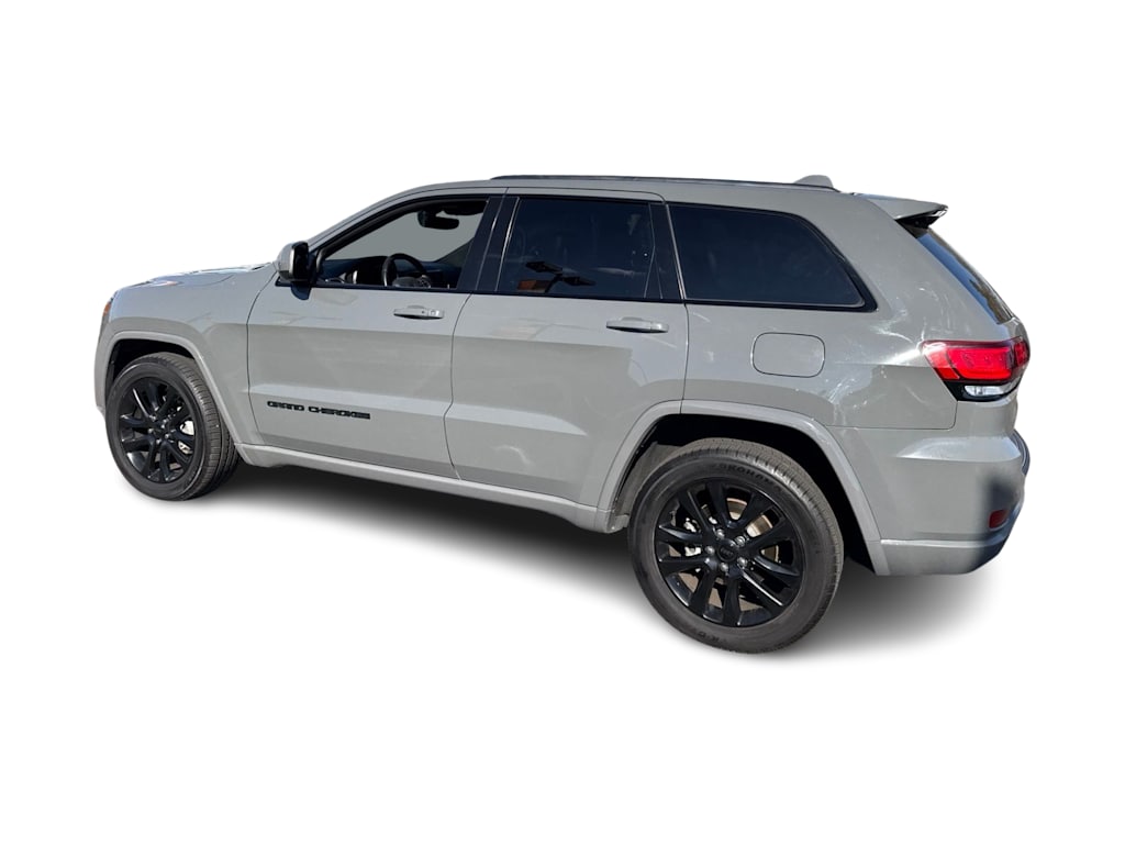 Thumbnail: 2020 Jeep Grand Cherokee - 3