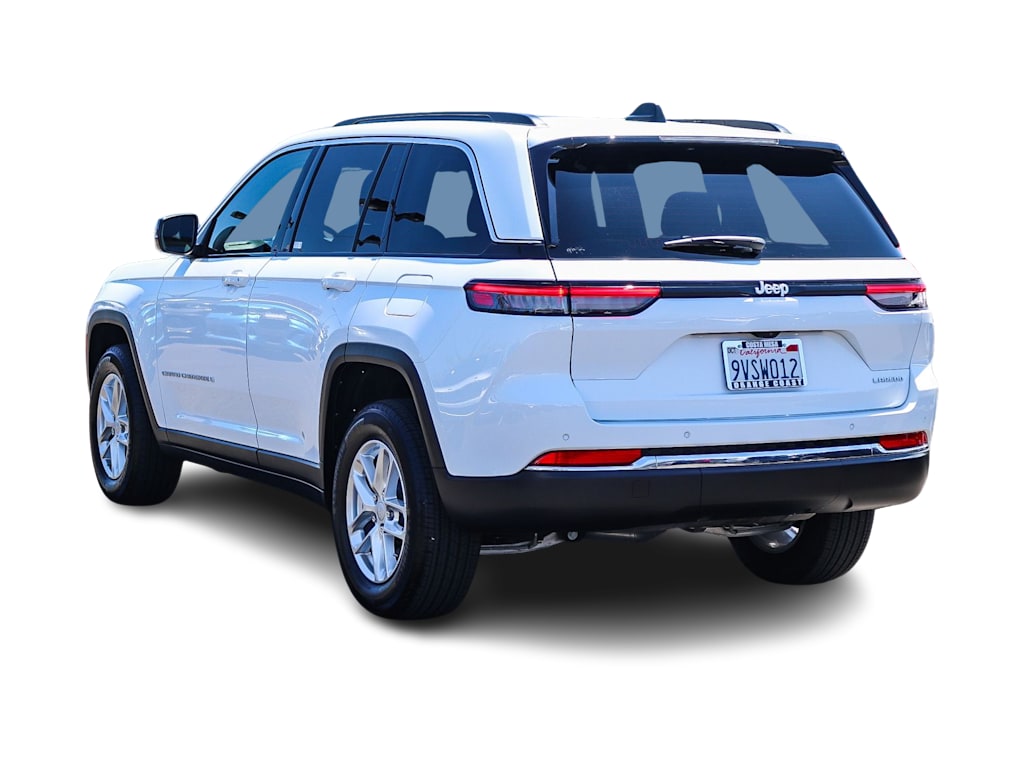 Thumbnail: 2025 Jeep Grand Cherokee - 3