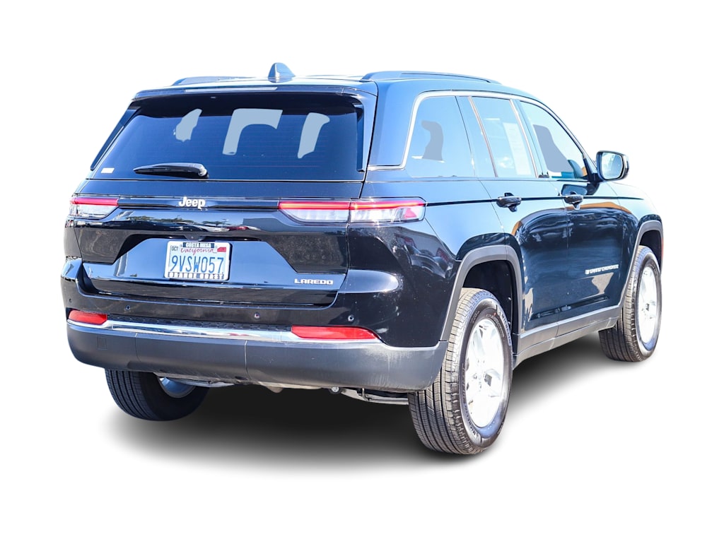 Thumbnail: 2025 Jeep Grand Cherokee - 16