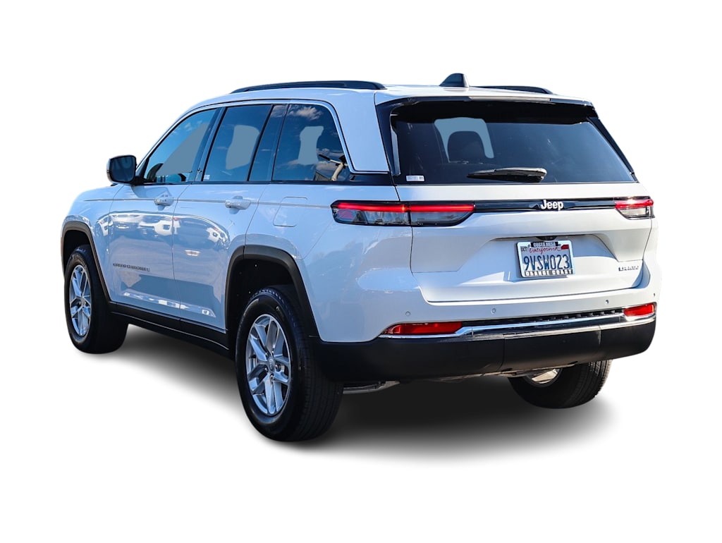 Thumbnail: 2025 Jeep Grand Cherokee - 3