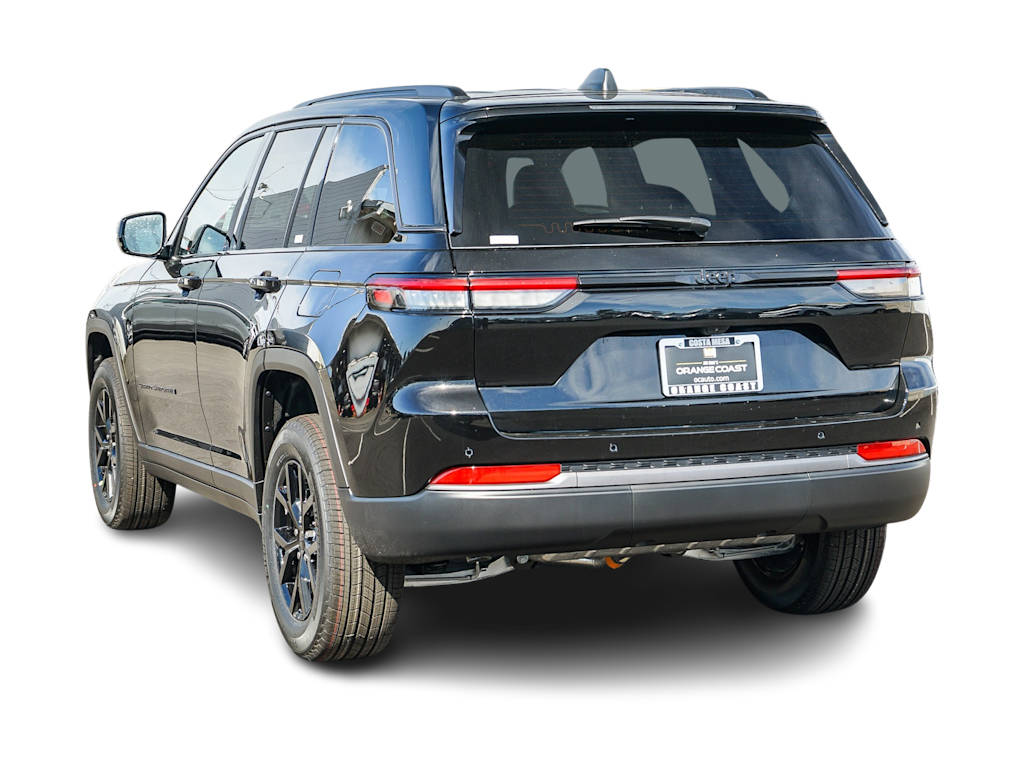 Thumbnail: 2026 Jeep Grand Cherokee - 3