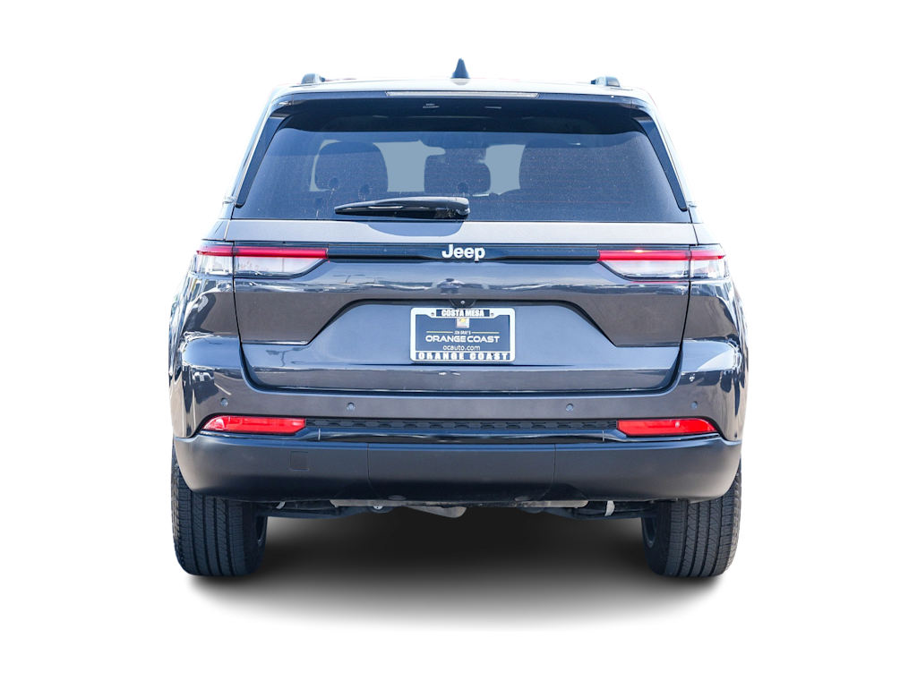 Thumbnail: 2022 Jeep Grand Cherokee - 4