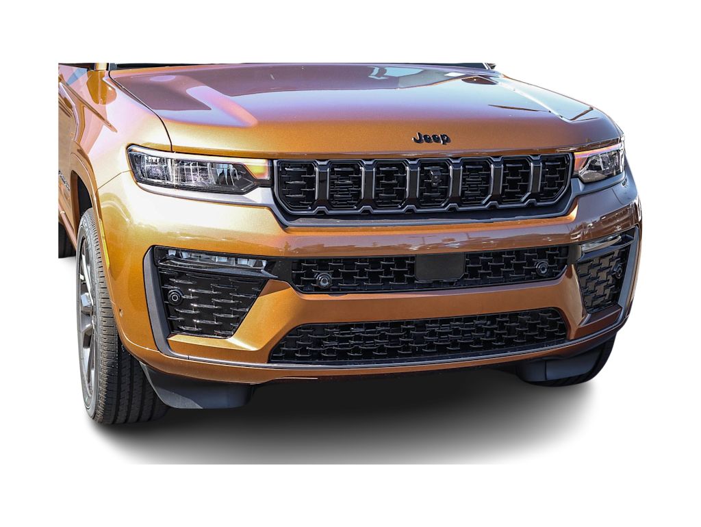 Thumbnail: 2026 Jeep Grand Cherokee - 20