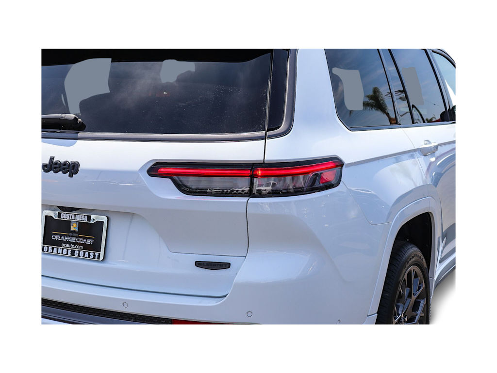 Thumbnail: 2026 Jeep Grand Cherokee L - 18