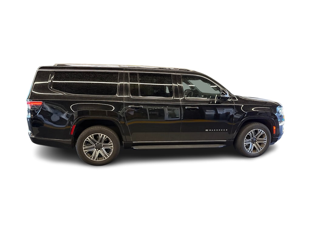 Thumbnail: 2024 Jeep Wagoneer - 18