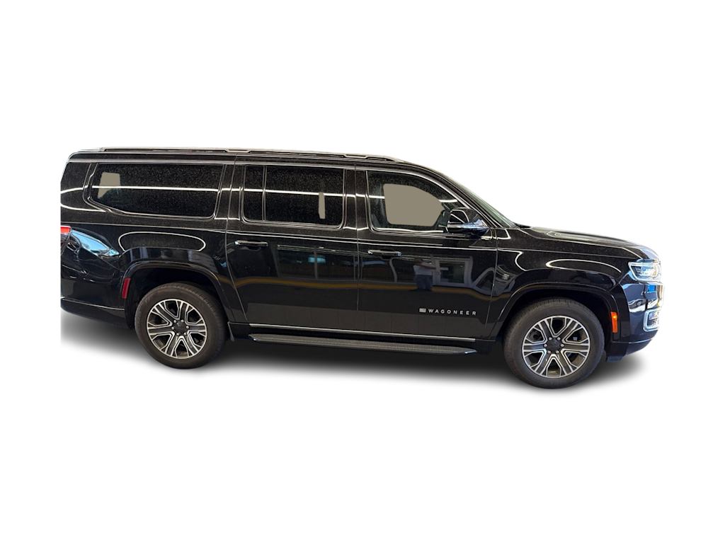 Thumbnail: 2024 Jeep Wagoneer - 17