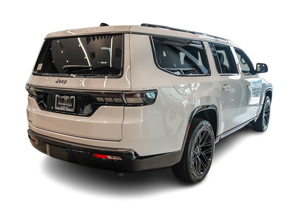 Thumbnail: 2026 Jeep Grand Wagoneer L - 16