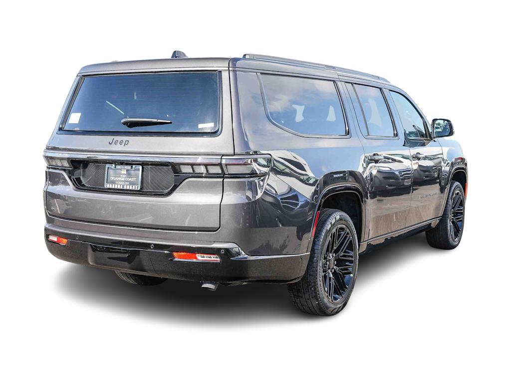 Thumbnail: 2026 Jeep Grand Wagoneer L - 16