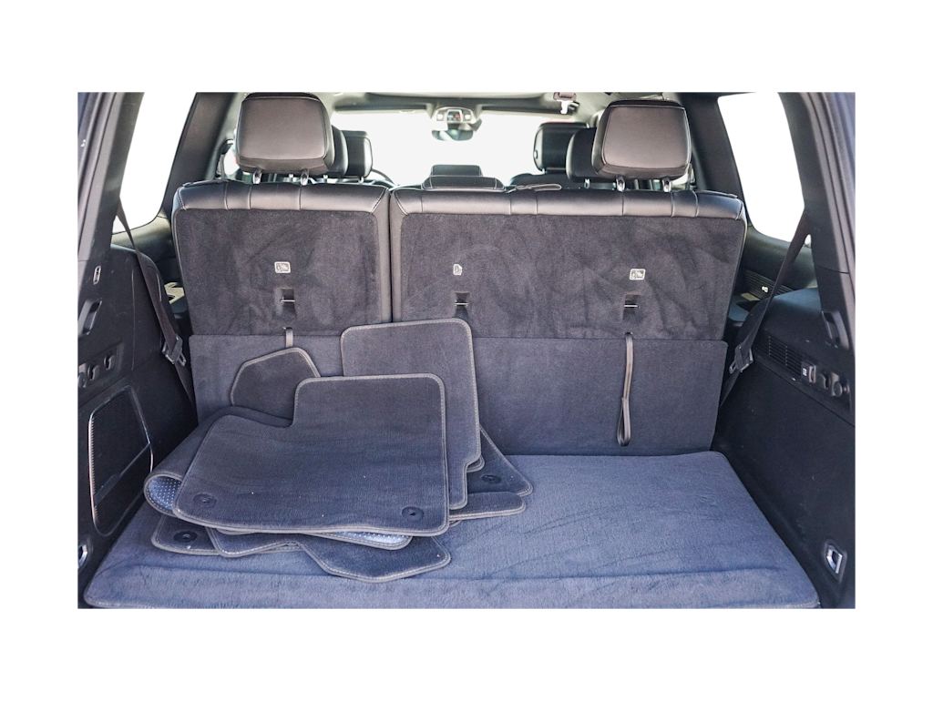 Thumbnail: 2023 Jeep Wagoneer - 13