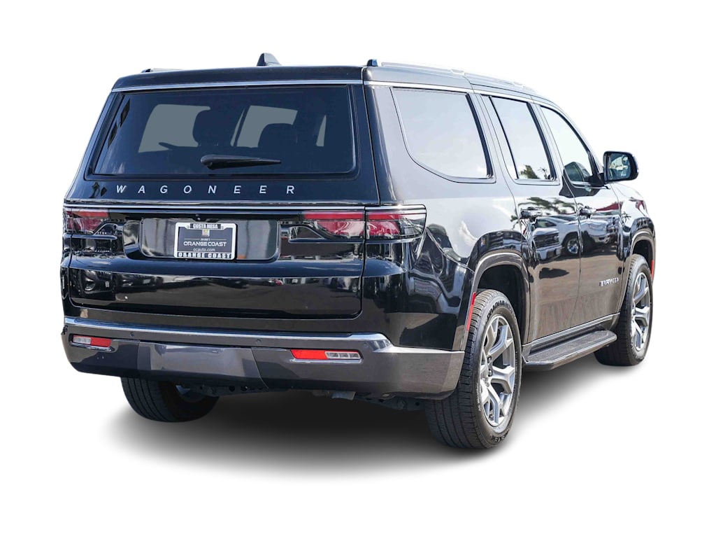 Thumbnail: 2022 Jeep Wagoneer - 16